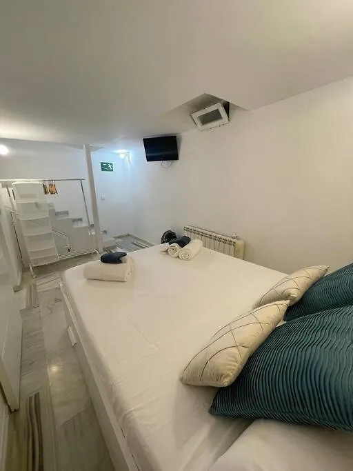 Arriaga Bajo- Precioso Duplex. Parking Gratuito Apartment Madrid